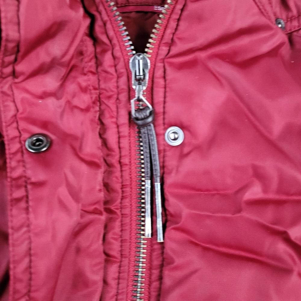 Esprit Puffer Vest With Knit Collar Burgundy Small - Picture 4 of 7